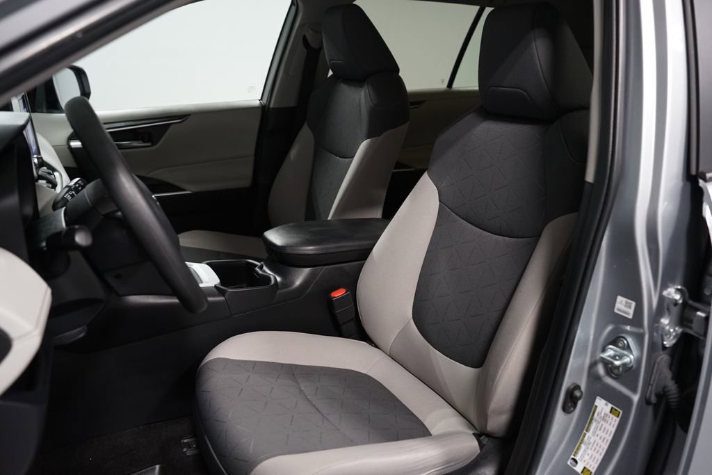 Certified 2024 Toyota RAV4 XLE image 27