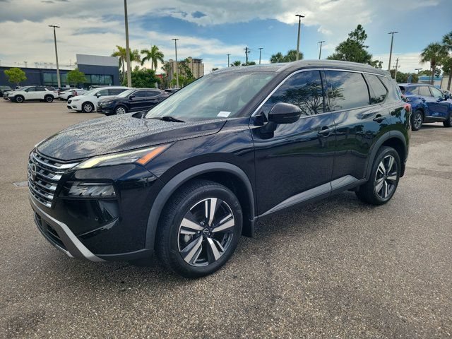 Certified 2024 Nissan Rogue SL w/ SL Premium Package FWD image 6