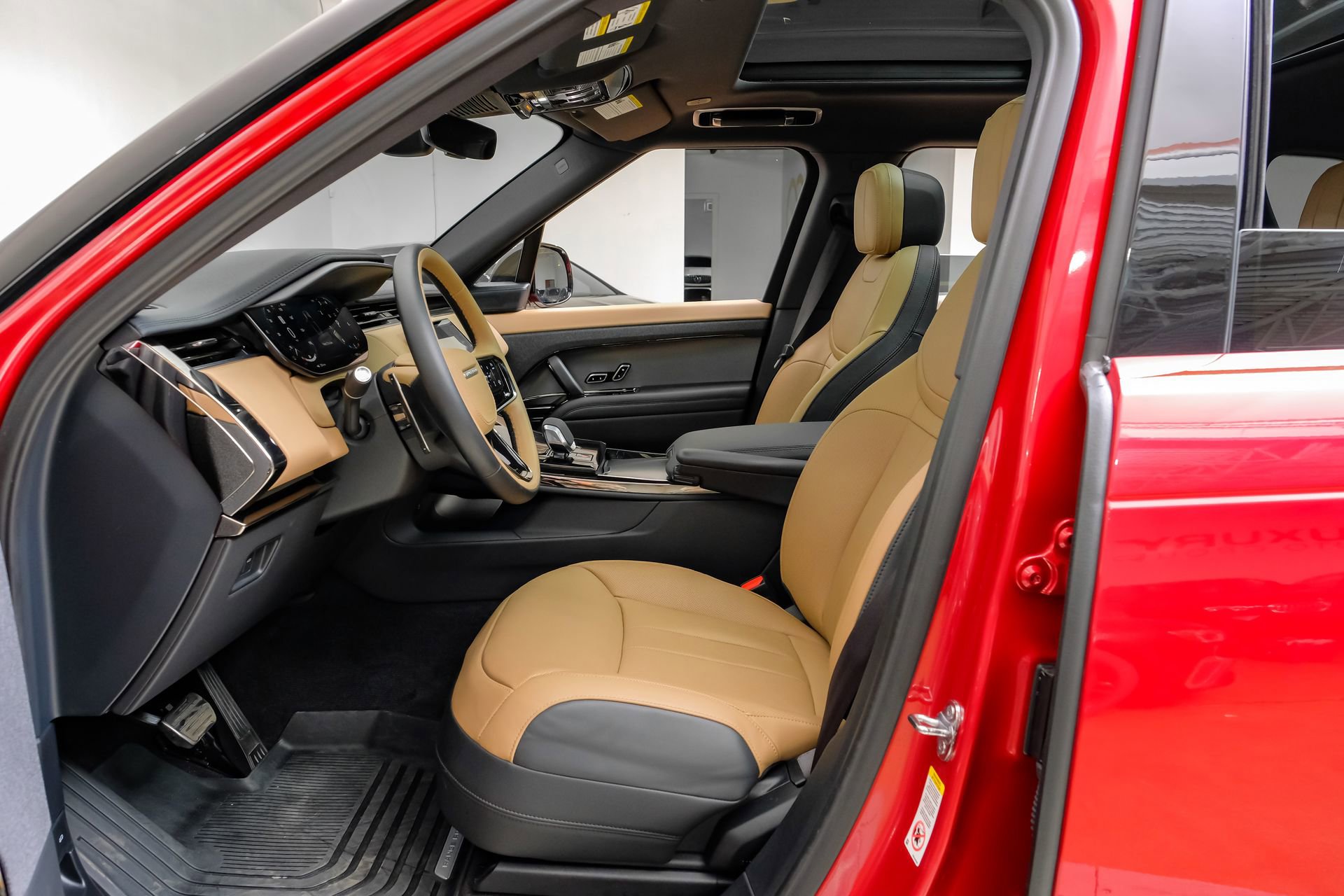 Used 2024 Land Rover Range Rover Sport Dynamic SE image 4