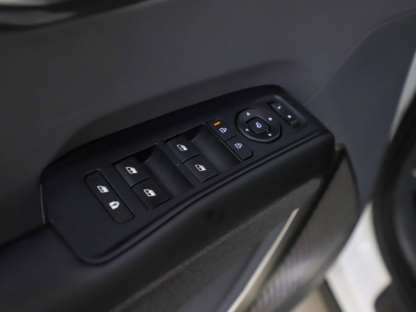 Used 2024 Kia EV9 Land image 24