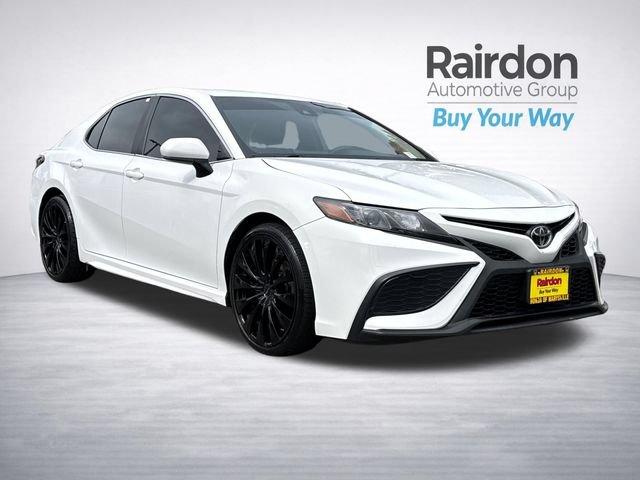 Used 2021 Toyota Camry SE