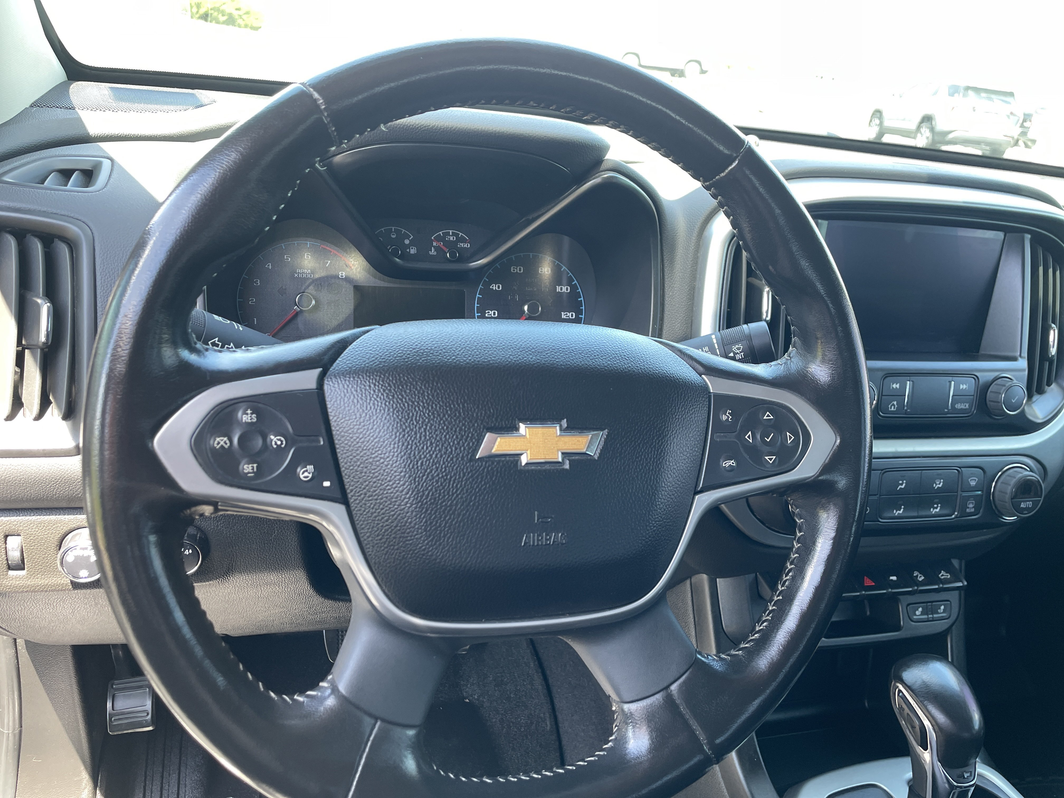 Used 2022 Chevrolet Colorado ZR2 AWD/4WD image 10