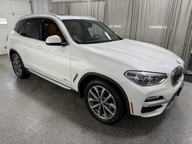 Used 2018 BMW X3 xDrive30i image 3