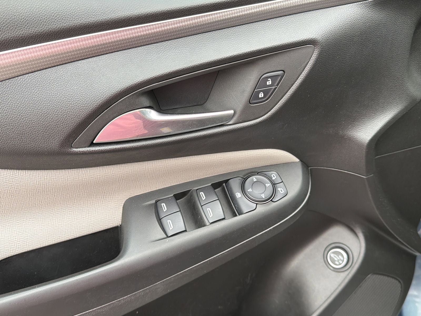 Used 2024 Buick Envista Avenir FWD image 24