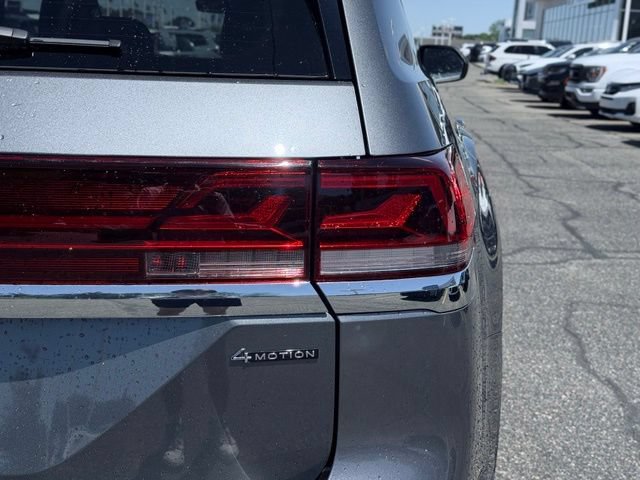Used 2025 Volkswagen Atlas SE AWD/4WD image 7
