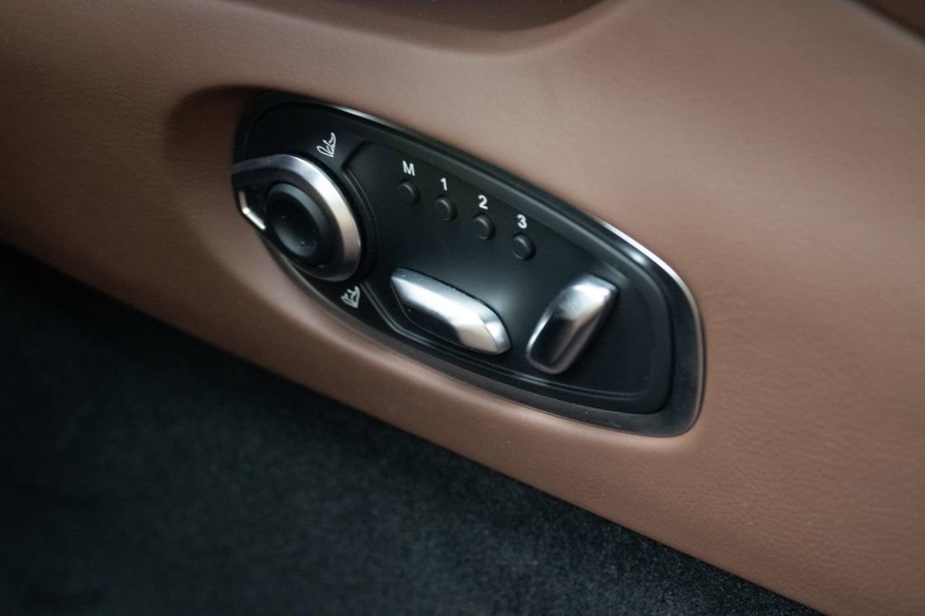 New 2025 Aston Martin DB12 Convertible image 16