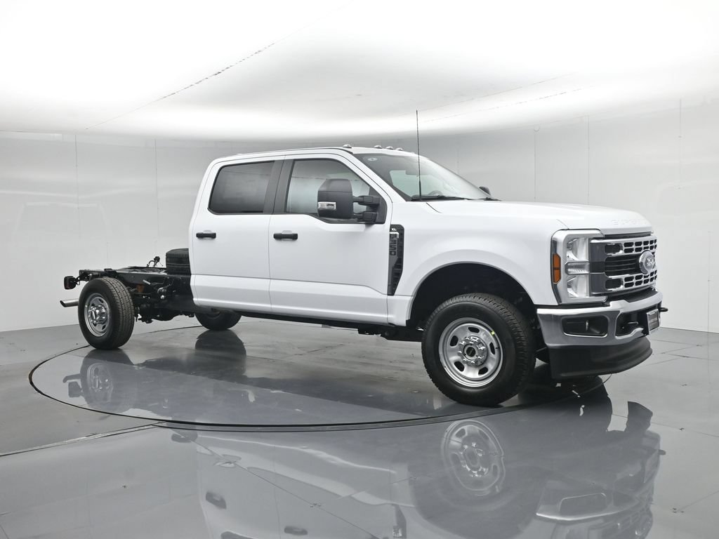 New 2026 Ford F350 XL w/ XL Chrome Package AWD/4WD image 21