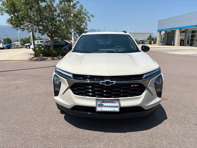 New 2026 Chevrolet Trax RS w/ Sunroof Package FWD image 2