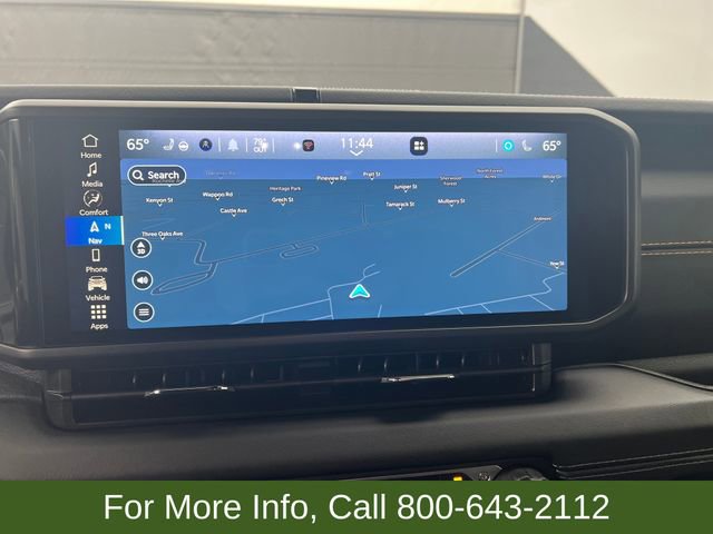 Used 2025 Jeep Wrangler Sahara image 34