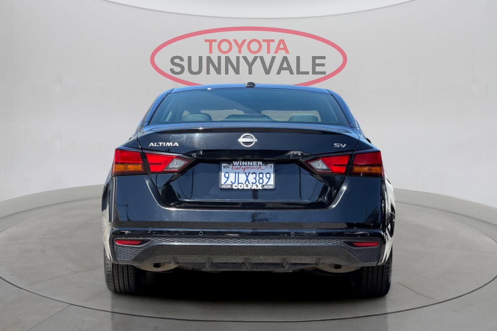Used 2024 Nissan Altima 2.5 SV FWD image 8