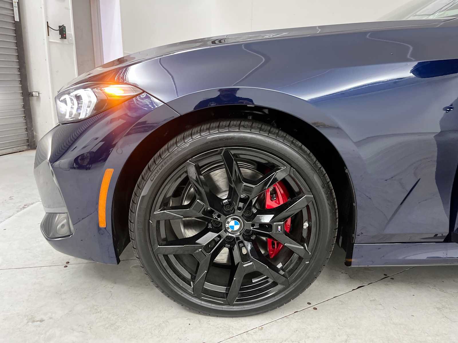 New 2026 BMW 330i xDrive Sedan w/ M Sport Package AWD/4WD image 25