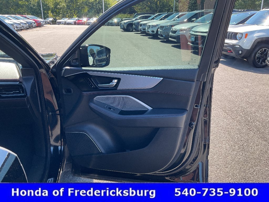 Used 2023 Acura MDX A-Spec AWD/4WD image 13