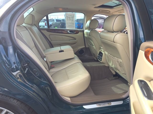 Used 2007 Jaguar XJ8 image 41