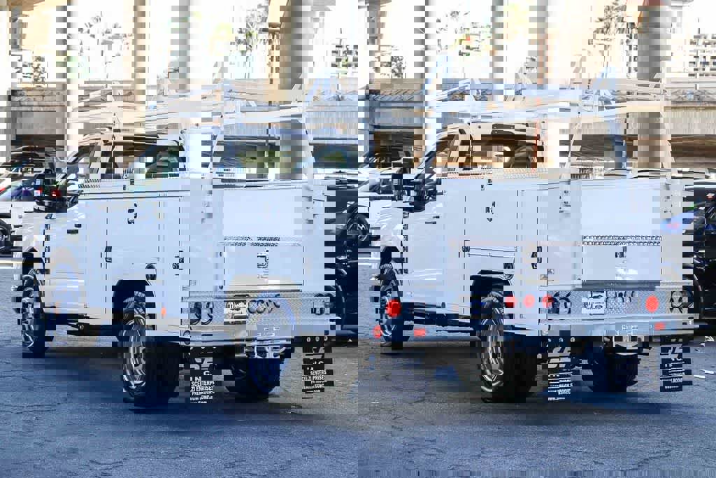 New 2026 Ford F350 XL w/ XL Chrome Package image 6