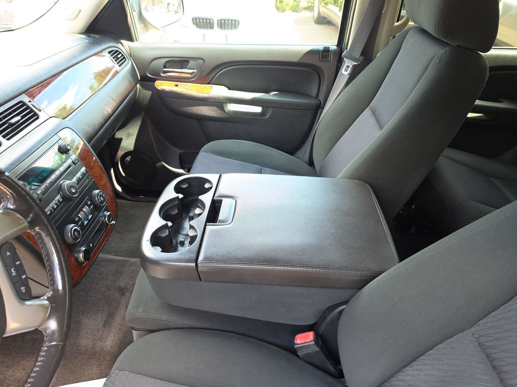 Used 2011 Chevrolet Avalanche LT AWD/4WD image 23