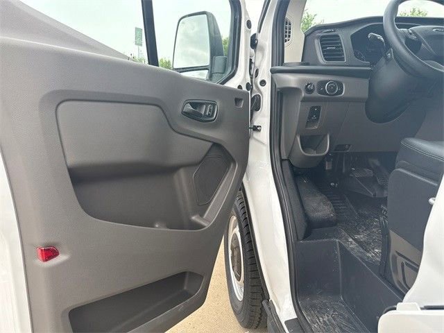 New 2025 Ford Transit 250 Low Roof image 19