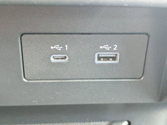 Used 2020 Nissan Titan SV RWD image 23