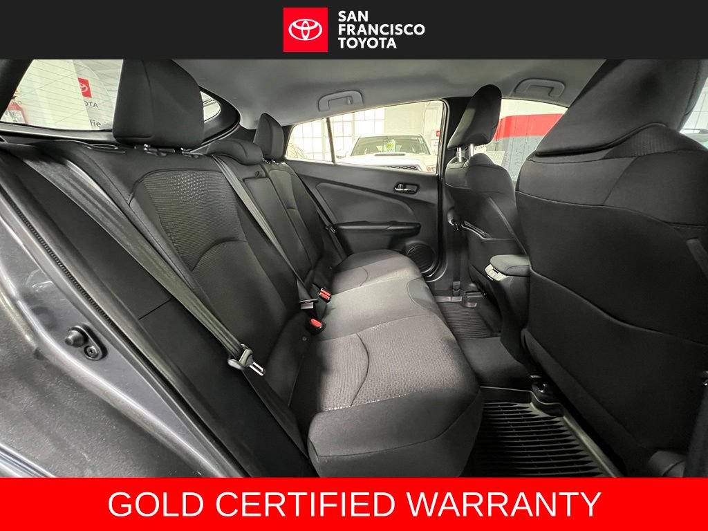 Certified 2022 Toyota Prius LE FWD image 16