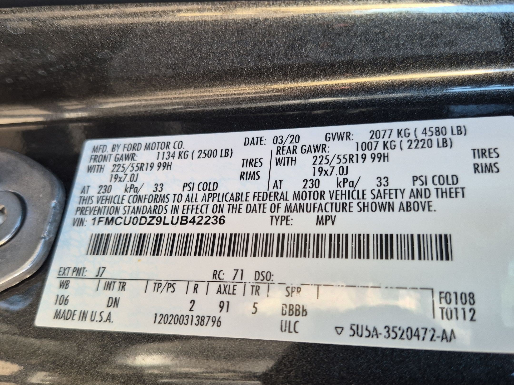Used 2020 Ford Escape Titanium FWD image 29