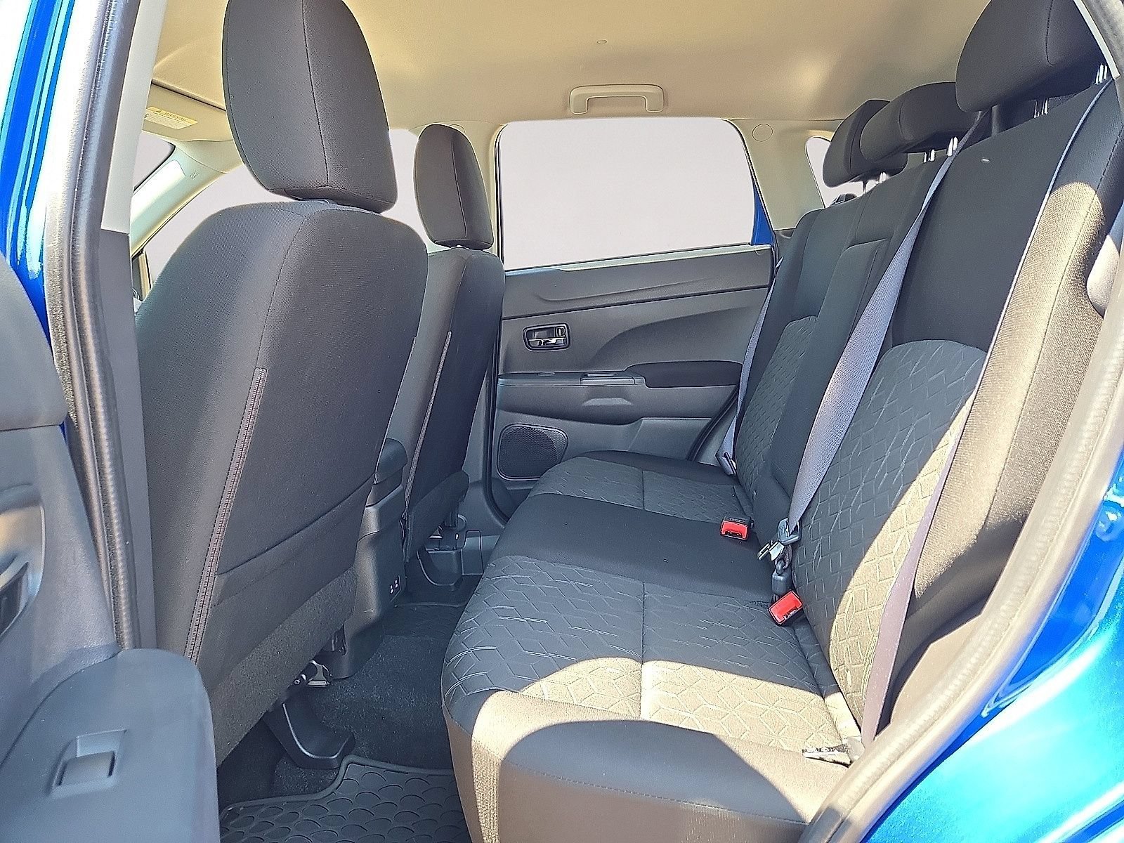Used 2026 Mitsubishi Outlander Sport ES AWD/4WD image 15