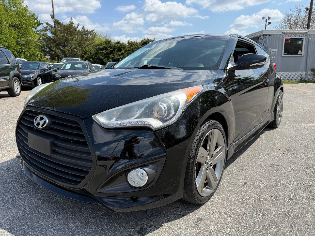 Used 2013 Hyundai Veloster Turbo FWD image 3