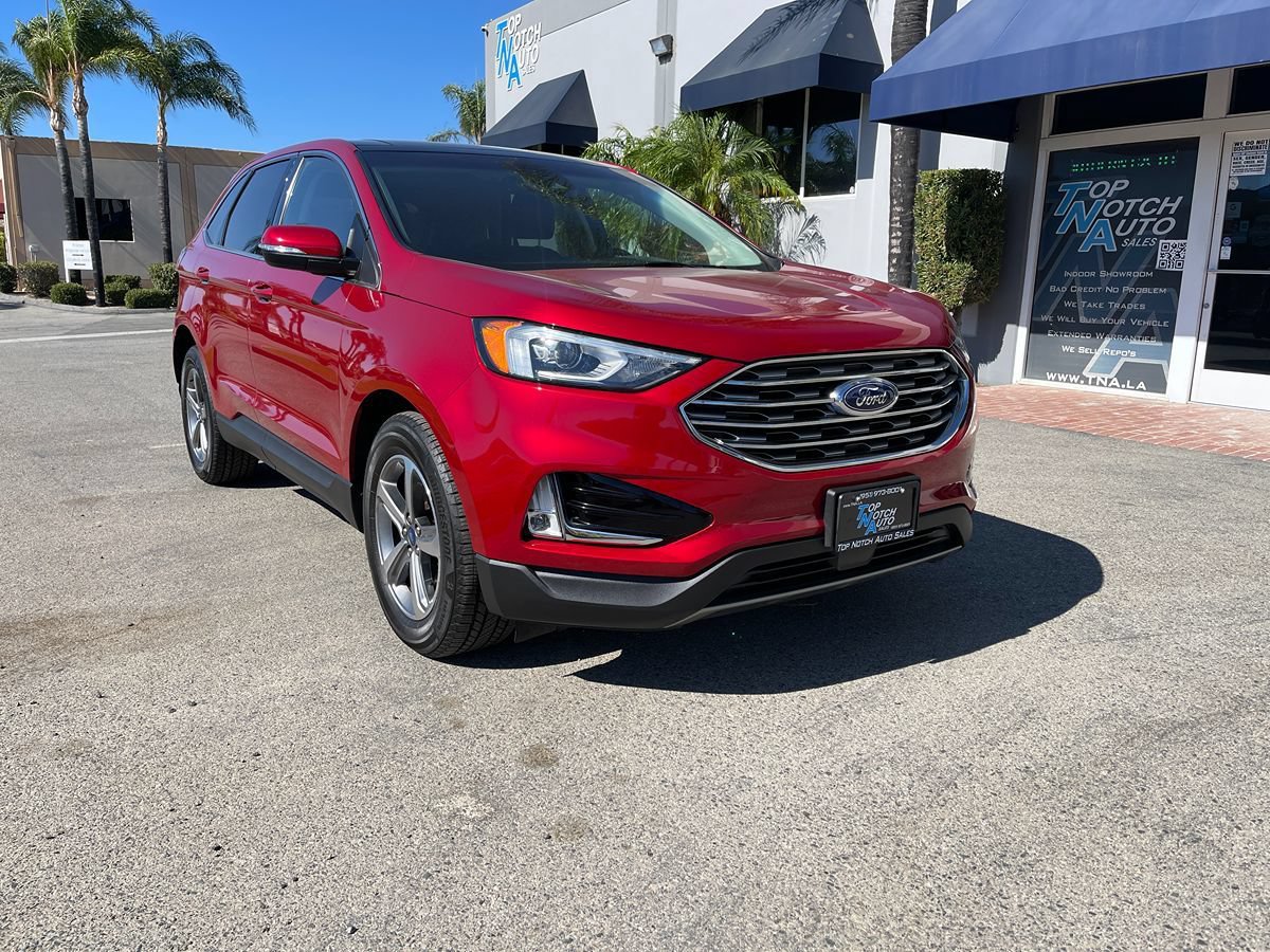 Used 2020 Ford Edge SEL w/ Convenience Package FWD image 3