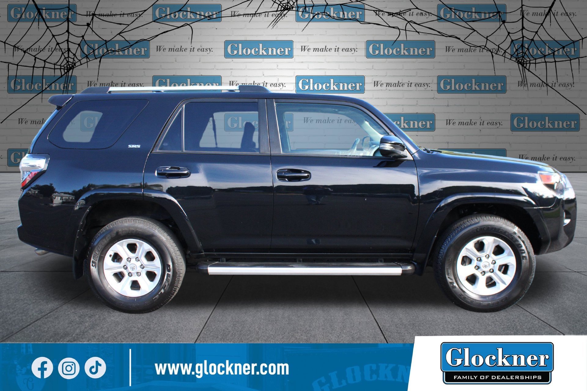 Used 2024 Toyota 4Runner SR5 Premium w/ Moonroof Package AWD/4WD image 4