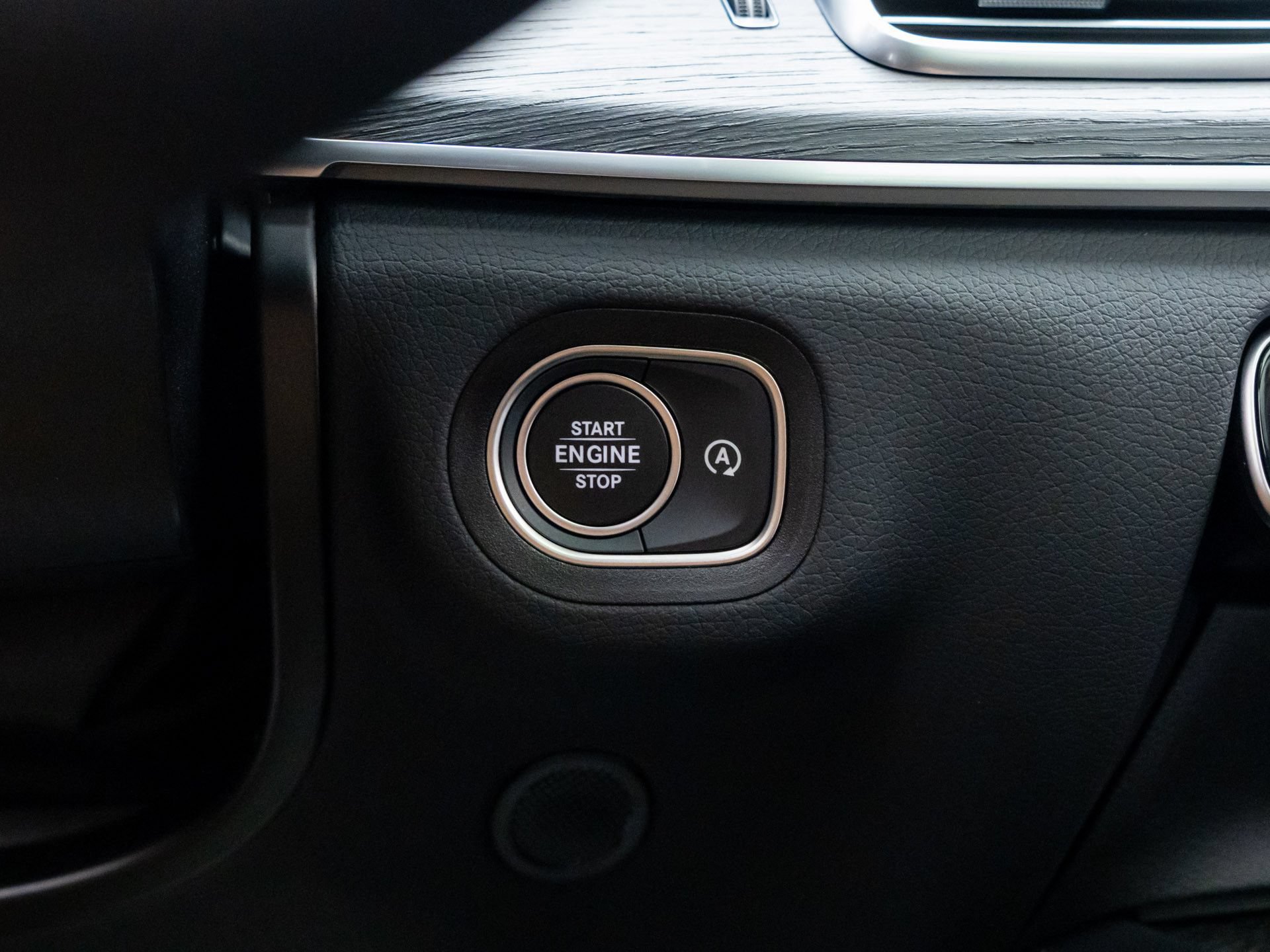 New 2026 Mercedes-Benz GLS 450 4MATIC image 23