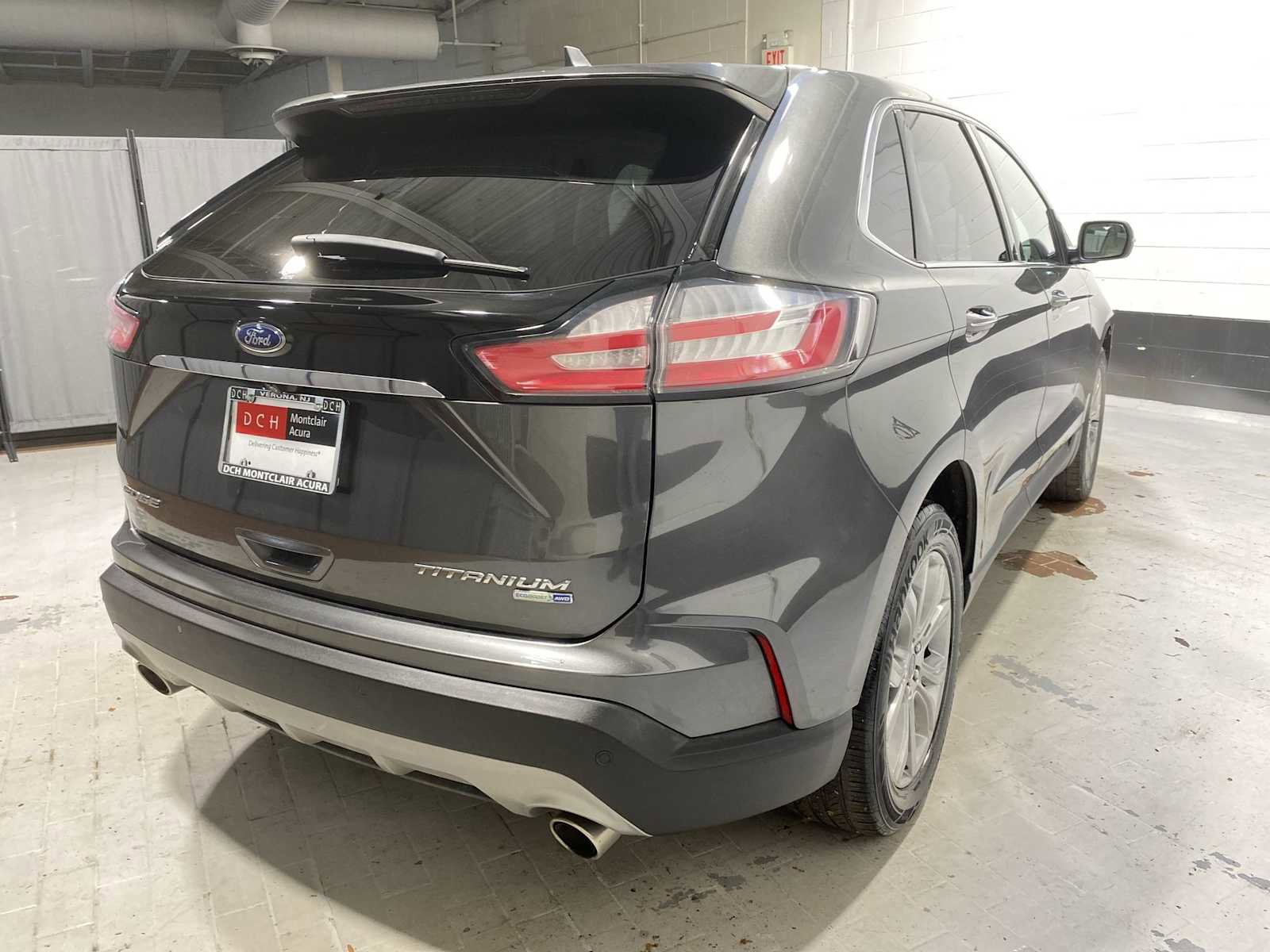 Used 2019 Ford Edge Titanium w/ Cold Weather Package image 26