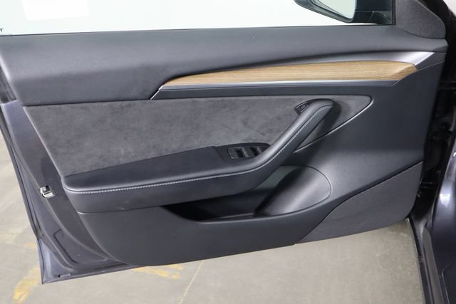 Used 2023 Tesla Model 3 Standard Range RWD image 17
