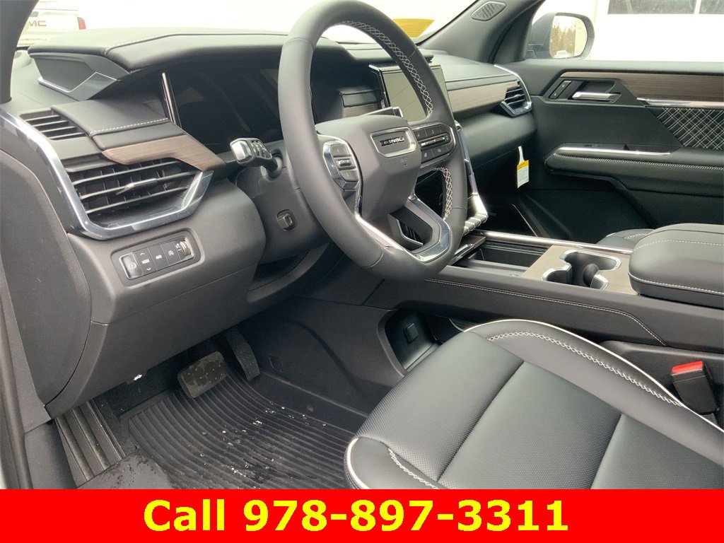 New 2025 GMC Acadia Denali w/ LPO, Floor Liner Package image 10