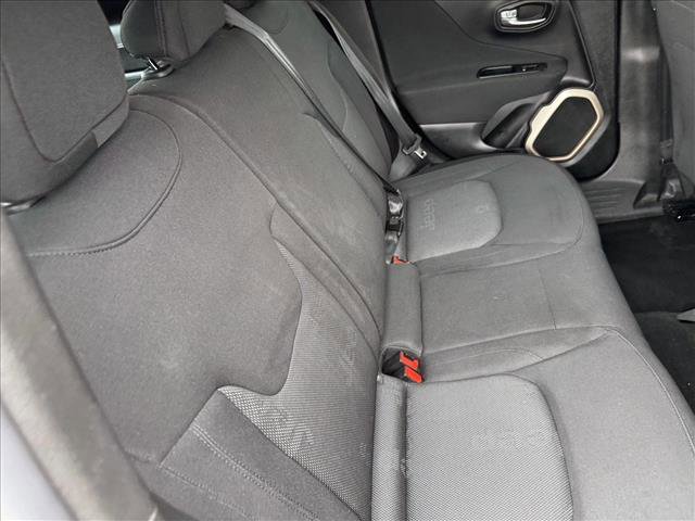 Used 2015 Jeep Renegade Sport w/ Power & Air Group AWD/4WD image 17