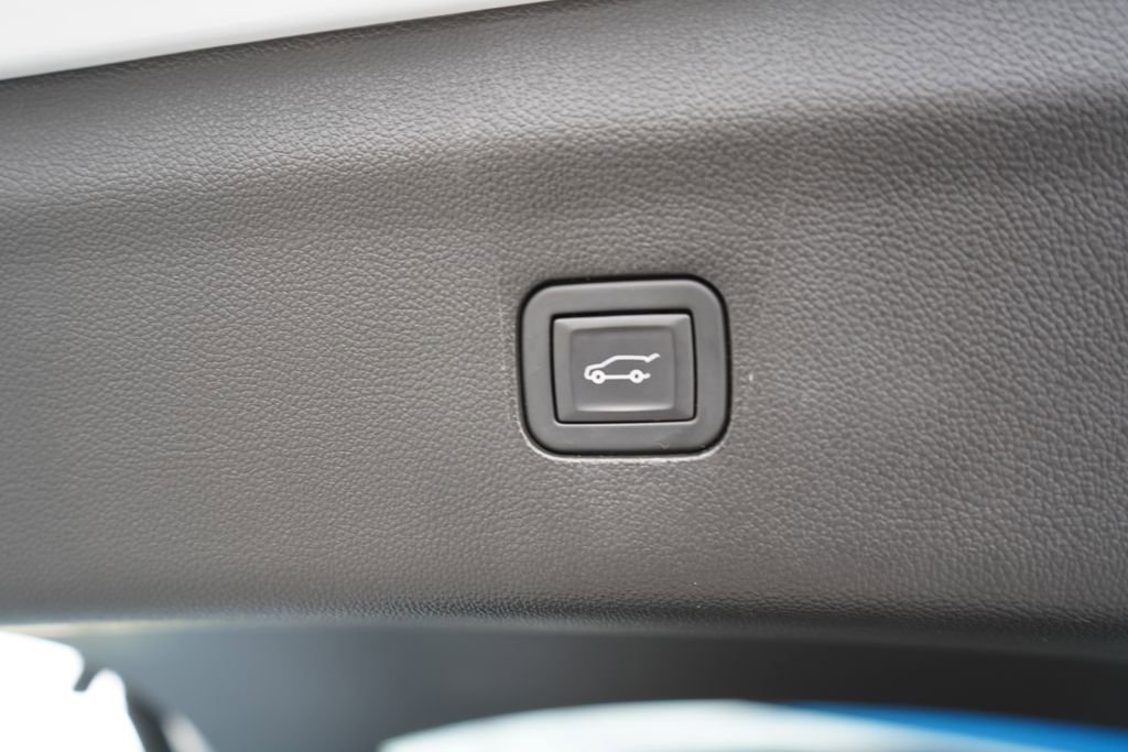 Used 2024 Buick Enclave Premium FWD image 25