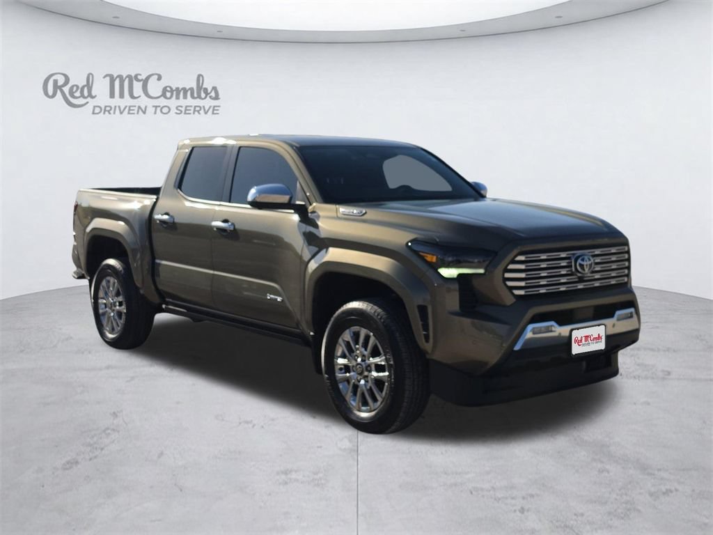 Used 2025 Toyota Tacoma Limited AWD/4WD image 9