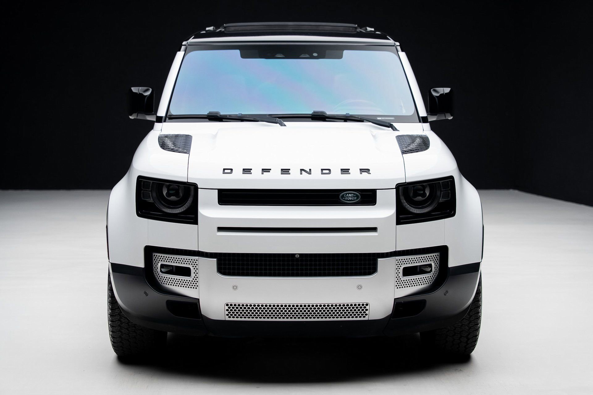 Used 2021 Land Rover Defender 110 S image 6