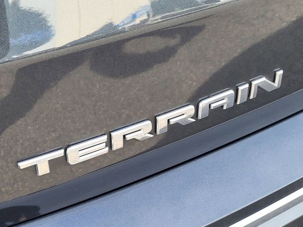 Used 2019 GMC Terrain Denali w/ Advanced Safety Package image 8