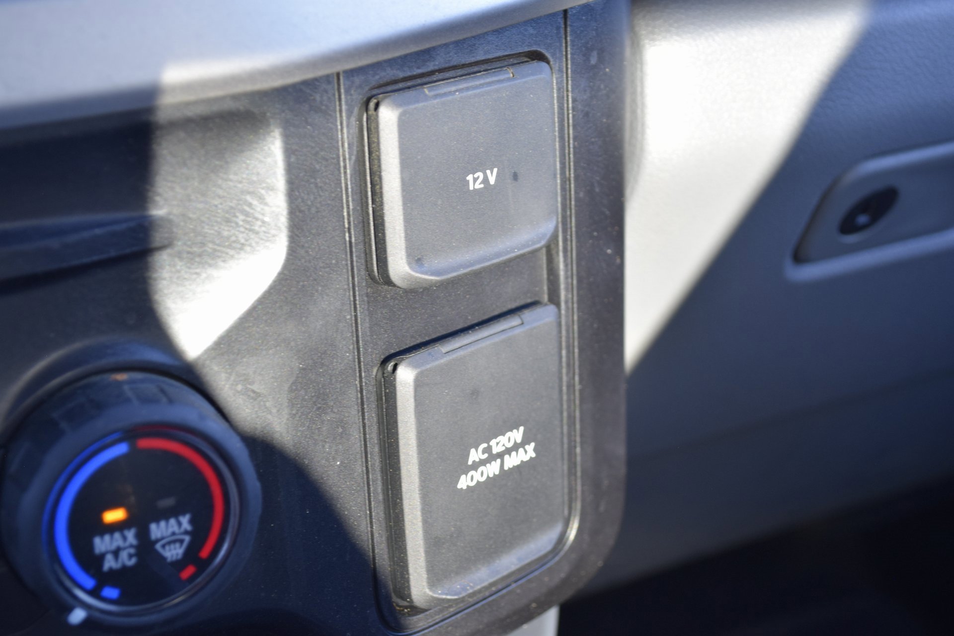 Used 2025 Ford F250 XLT w/ FX4 Off-Road Package image 31