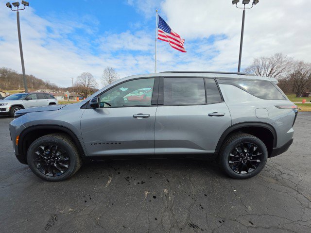 New 2026 Chevrolet Traverse LT image 2