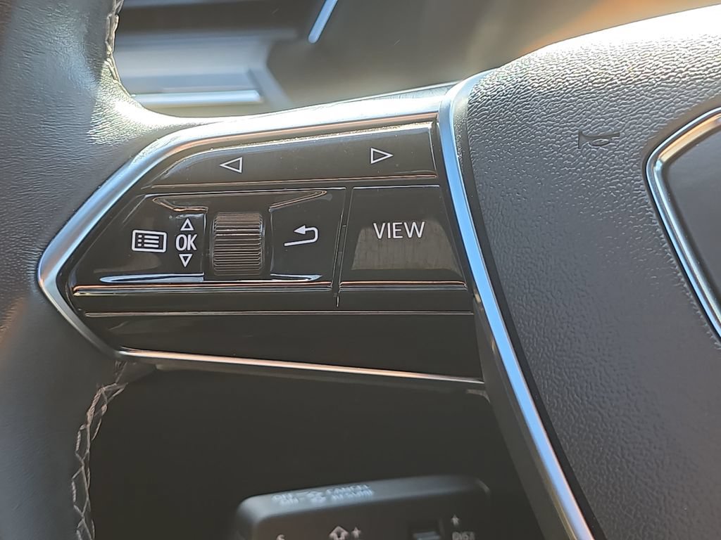Used 2024 Audi Q8 e-tron Premium AWD/4WD image 16