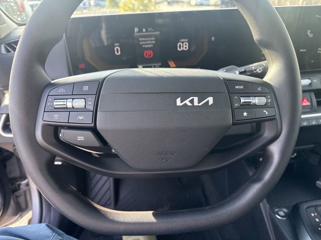 New 2026 Kia K4 LXS FWD image 15