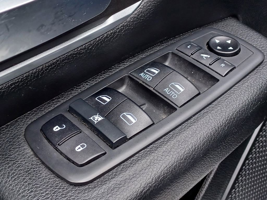Used 2021 RAM 1500 Big Horn AWD/4WD image 12