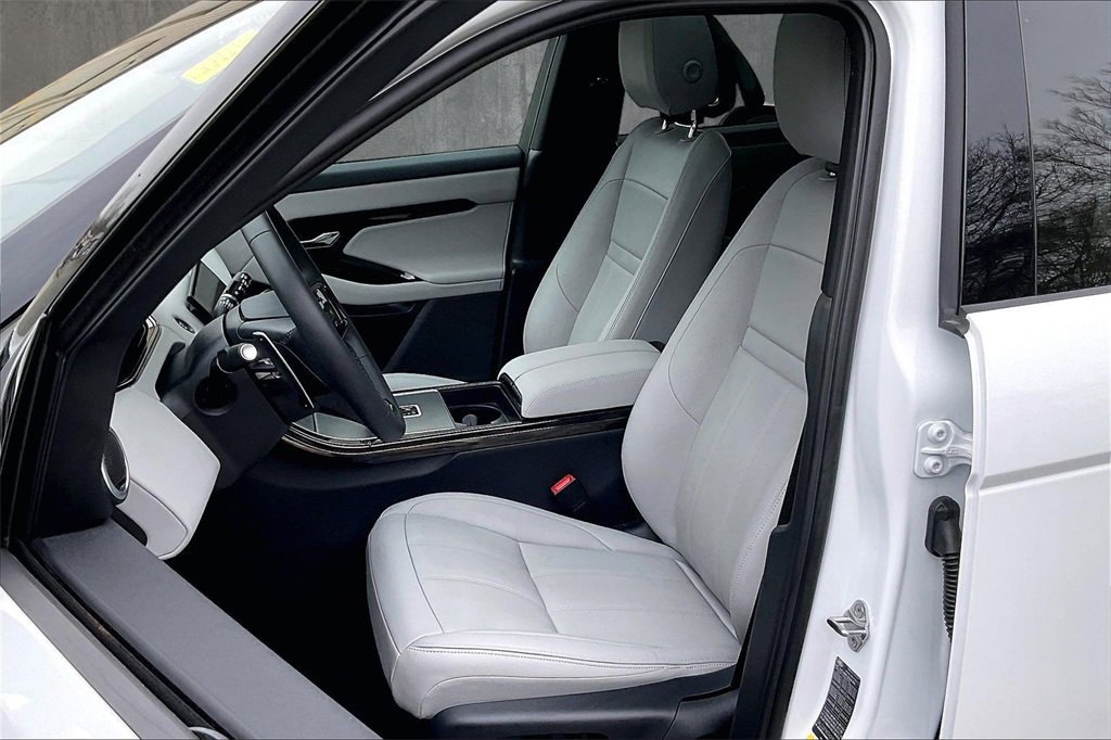 Certified 2026 Land Rover Range Rover Evoque S image 21