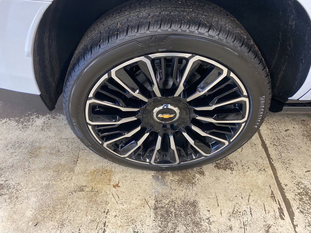 New 2026 Chevrolet Tahoe High Country image 11