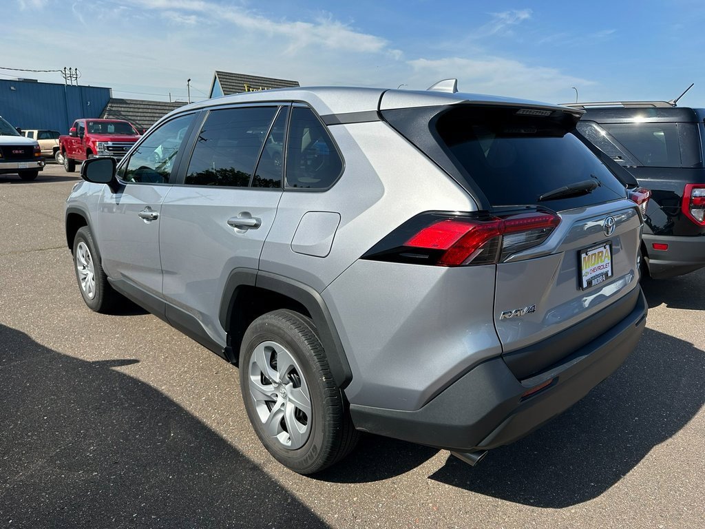 Used 2024 Toyota RAV4 LE image 2