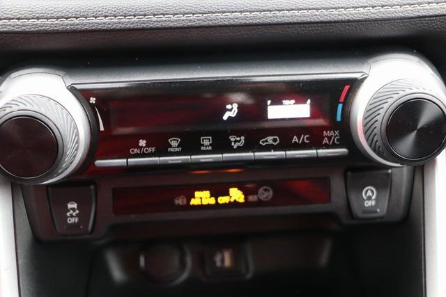 Used 2023 Toyota RAV4 LE image 10