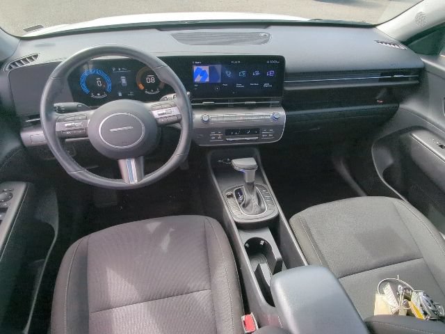 Used 2025 Hyundai Kona SEL FWD image 15