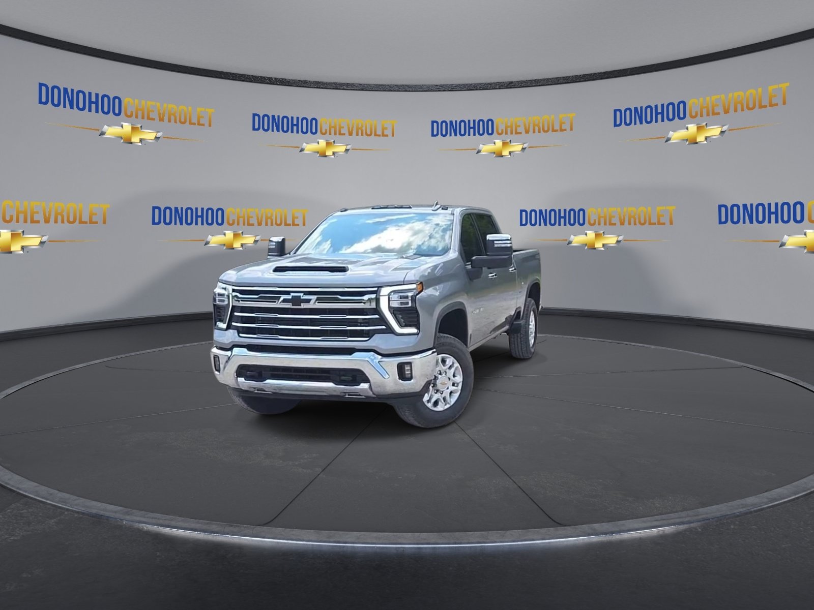 New 2026 Chevrolet Silverado 2500 LTZ w/ LTZ Convenience Package AWD/4WD image 6
