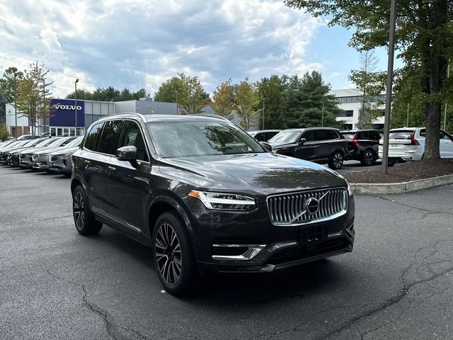 Certified 2025 Volvo XC90 T8 Plus w/ Protection Package AWD/4WD image 5