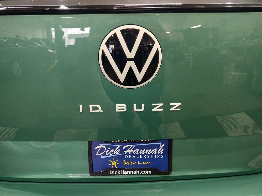 New 2025 Volkswagen ID. Buzz 1st Edition image 19