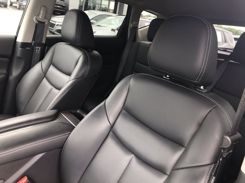 Used 2023 Nissan Murano SV w/ SV Midnight Edition Package FWD image 11